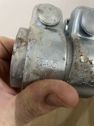 Conector/empalme tubo escape