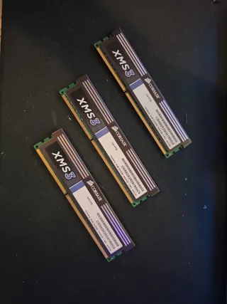 3x 2GB DDR3 RAM Corsair XMS3 1600MHz