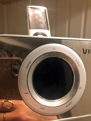 iPod Nano A1320 + Cargador, Altavoz y Reloj