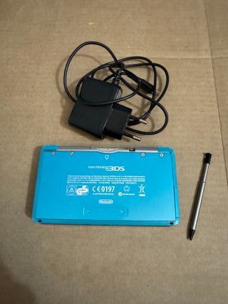 Nintendo 3DS Azul + Juegos