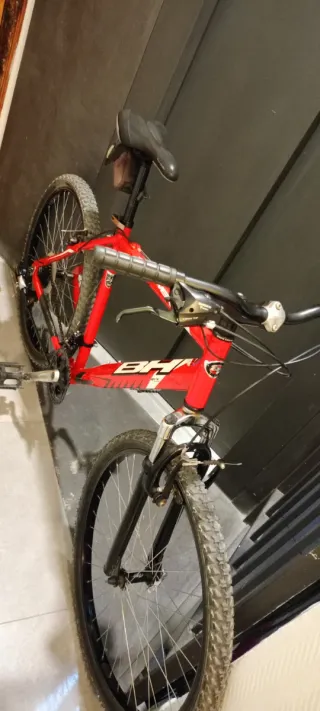 Bicicleta BH Montaña Roja