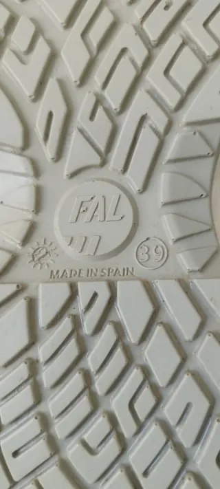 Zapatos de seguridad blancos