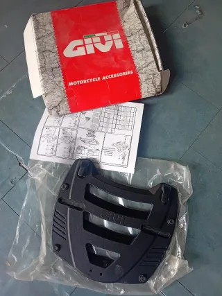 Portabultos Givi para Moto