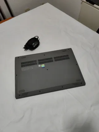 Portátil Lenovo Ideapad S145-15STA Gris