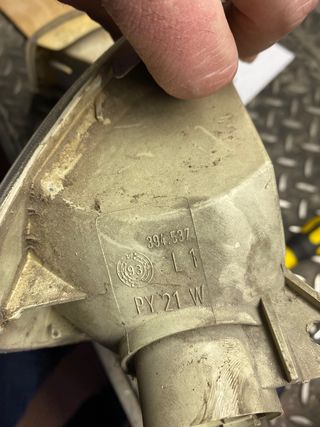 Frecce anteriori Ford Sierra Cosworth