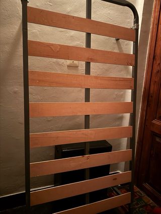 Colchón 1,90/90 cm y Somier 1,80/90 con Patas