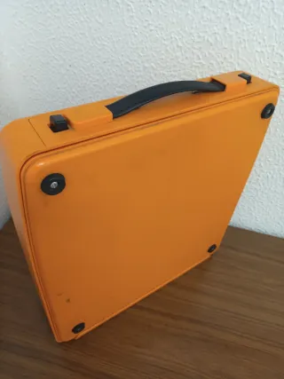 Máquina de escrever Silver Reed SR 10 Laranja