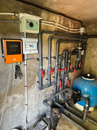 Mantenimiento de piscinas y servicio postventa