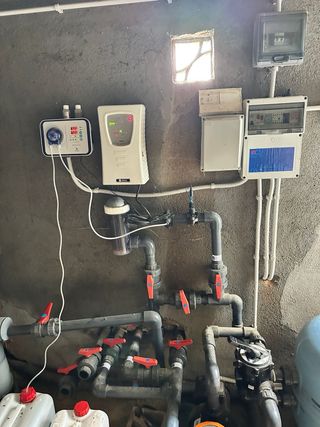 Mantenimiento de piscinas y servicio postventa