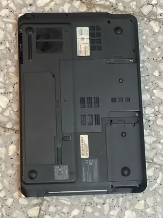 Packard Bell Portátil Rojo/Plata