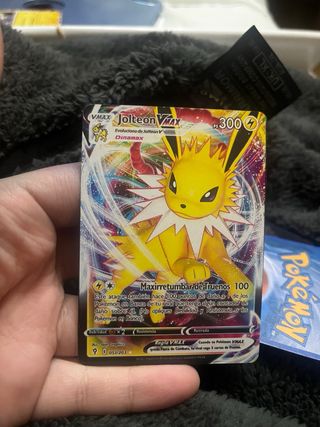 Pack 10 Cartas Pokémon VMAX/GX/V - Colección Eevee