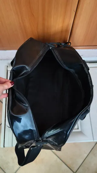 Valigia/Borsa palestra/viaggio nera