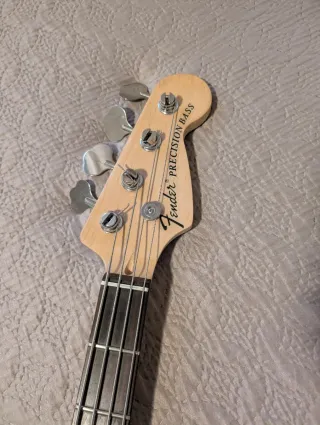 Bajo Fender Precision  fabricación casera