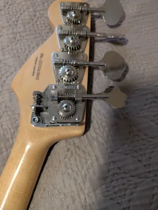 Bajo Fender Precision  fabricación casera