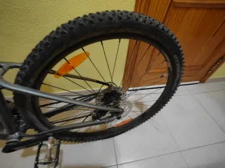 Bicicleta Cannondale Trail 5 2024.