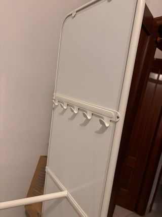 Espejo de pie blanco