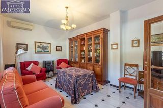 Chalet en venta en Barrio de la Vega en Monachil