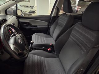 Toyota Yaris 1.3i  2017