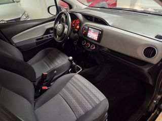 Toyota Yaris 1.3i  2017