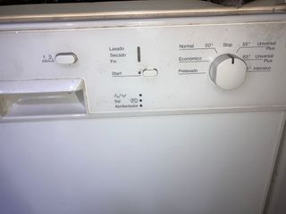 Lavavajillas / lavaplatos MIELE, urgente
