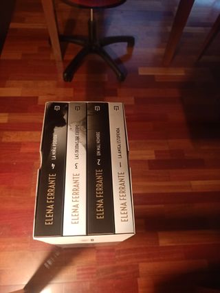 Saga completa "Dos amigas" de Elena Ferrante