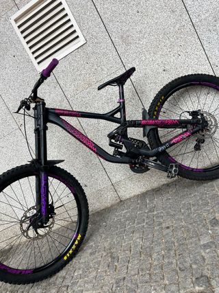 Bicicleta Commencal Supreme Park 2016