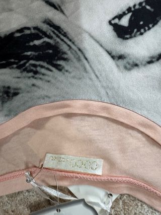 Vestido con estampado y encaje