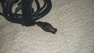 Cargador Toshiba 19V