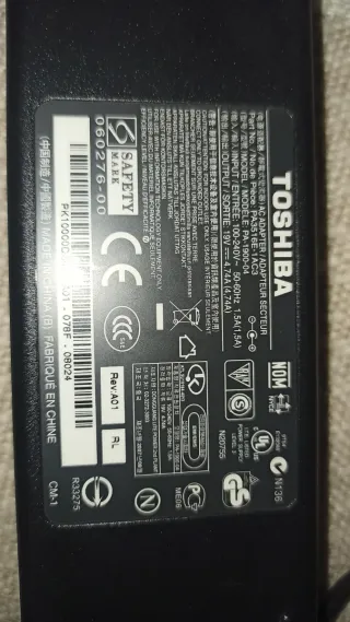 Cargador Toshiba 19V