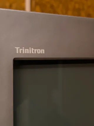 Televisor Sony Trinitron CRT Gris