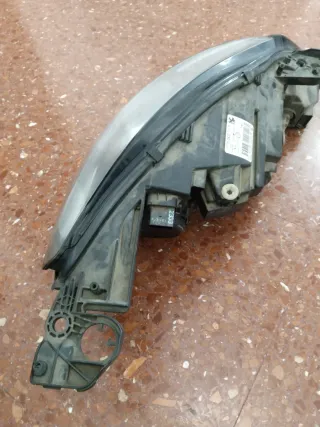 Faro Izquierdo Peugeot 308 Original