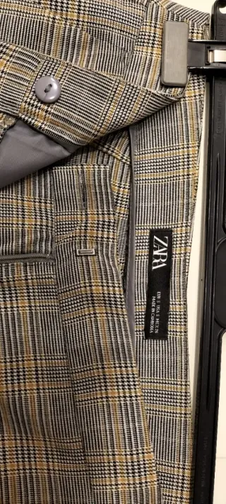 Pantalones Zara de cuadros
