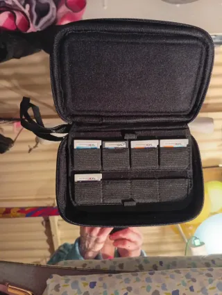 Estuche Nintendo 3DS XL + 5 Juegos