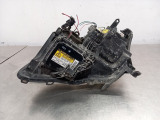 FARO DERECHO TOYOTA AVENSIS BERLINA (T25) 2AD-FHV