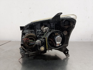 FARO DERECHO TOYOTA AVENSIS BERLINA (T25) 2AD-FHV