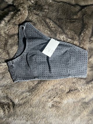 Top Zara brillos un hombro Talla XL