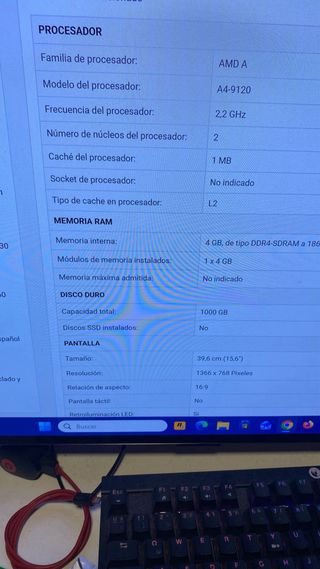 Portátil HP 15-bw044ns Plata/Blanco