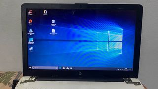 Portátil HP 15-bw044ns Plata/Blanco