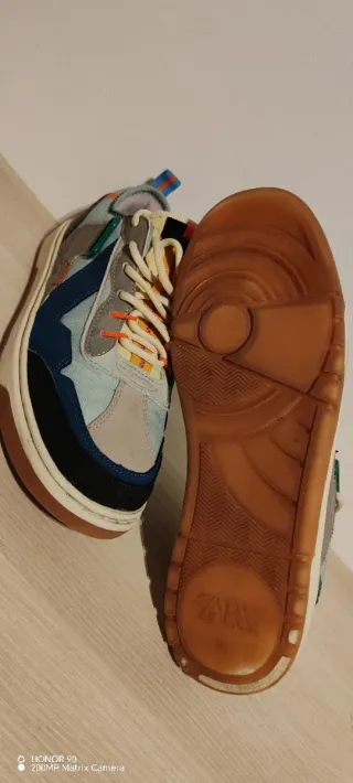 Zapatillas Zara  unisex Talla 40.