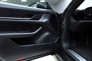 Porsche Taycan Turbo Cross Turismo