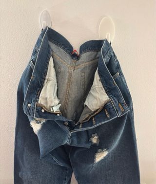 Jeans dritti strappati blu