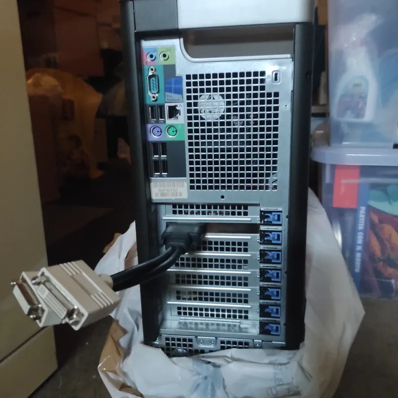 Estación de trabajo Dell Precision T5810 PC afbeelding 2