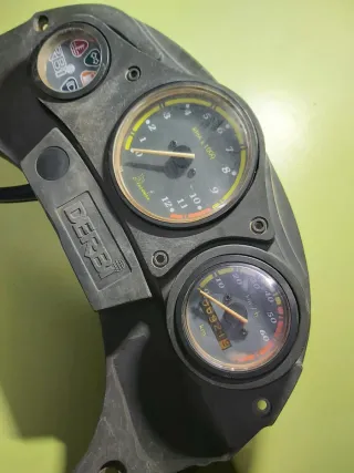 Cuadro de instrumentos Derbi Senda 50