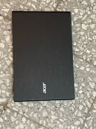 Acer E5-573-C5WH Portátil Negro