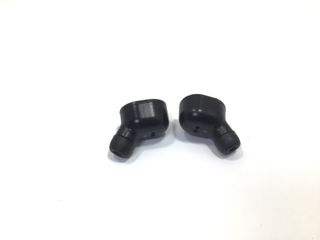 in-ear daewoo da-15