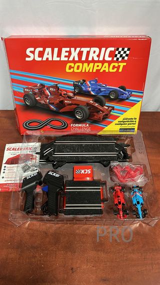 SCALEXTRIC  Circuito Compact - Pista de Carreras Completa - 2 Coches y 2 mandos