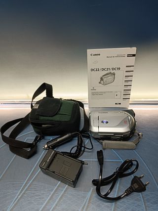 Video Cámara digital CANON DC22. DVD.