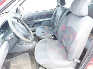 Centralita renault 1061698 7700111205 clio ii fase