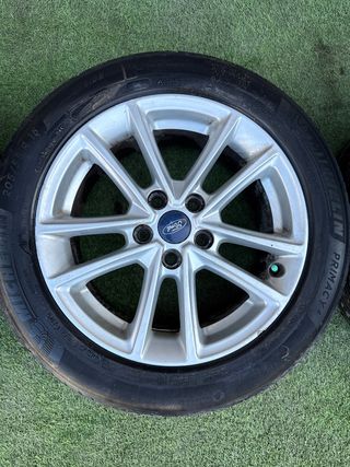 JUEGO LLANTAS FORD FOCUS BERLINA (CB8)