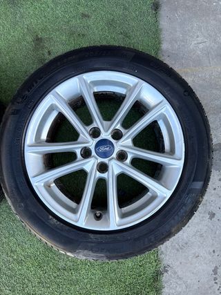 JUEGO LLANTAS FORD FOCUS BERLINA (CB8)